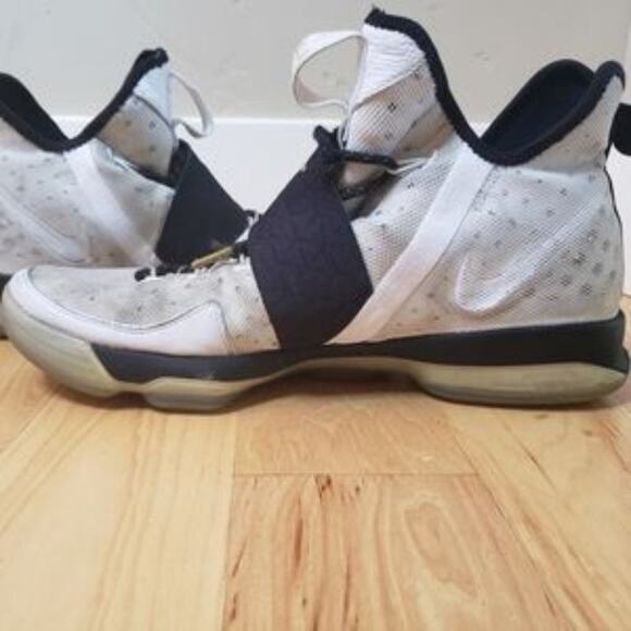 Nike LeBron XIV 860634-100 Sneakers Mens 14 High Top Leather BHM Basketball Y2K - Picture 14 of 16